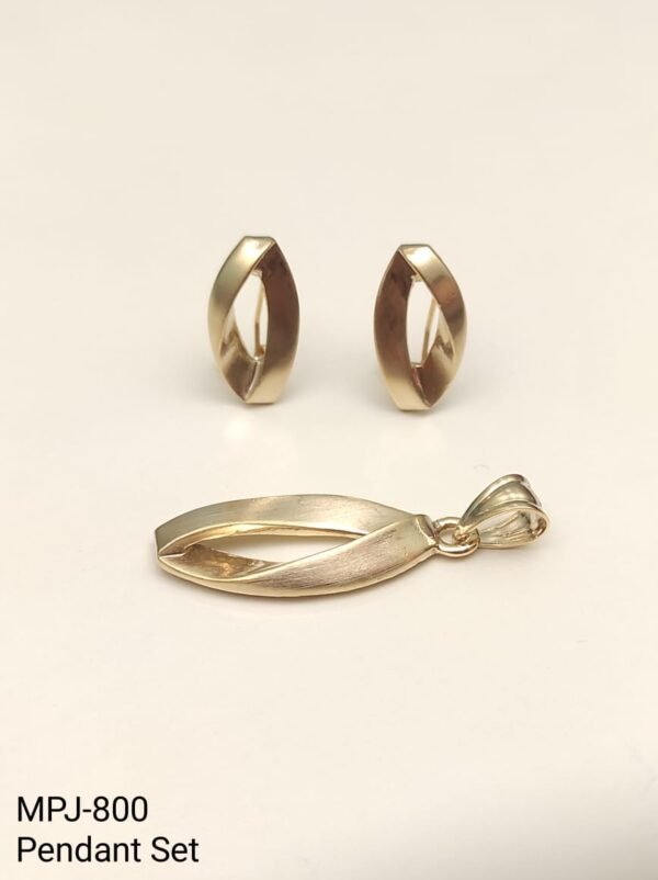 Pendant Set Collection by Magan Pearls
